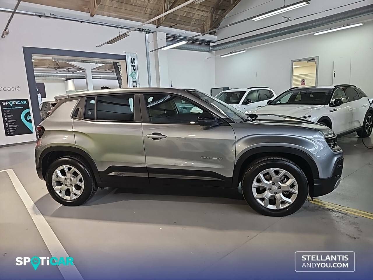 Foto Jeep Avenger 4