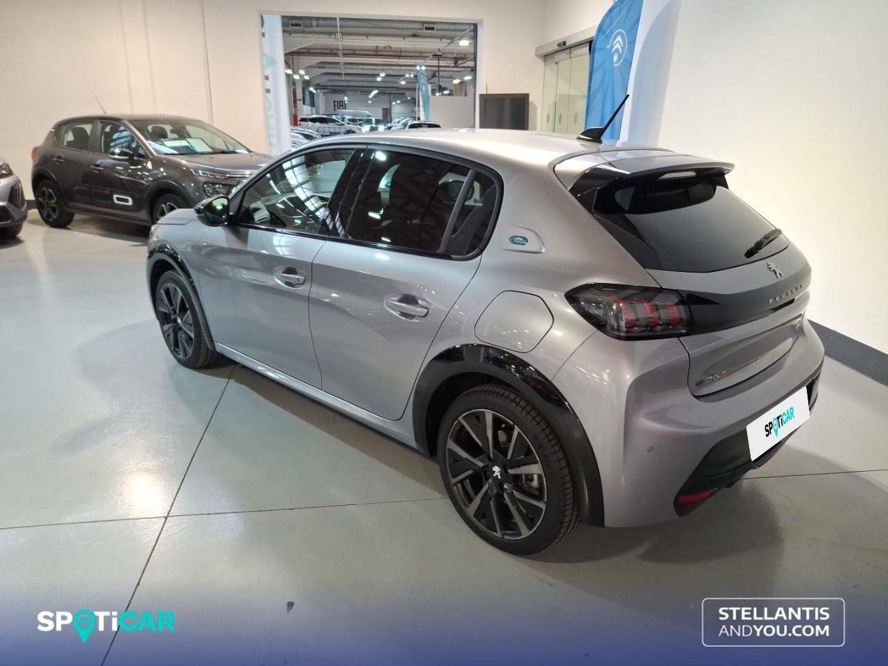Foto Peugeot 208 7