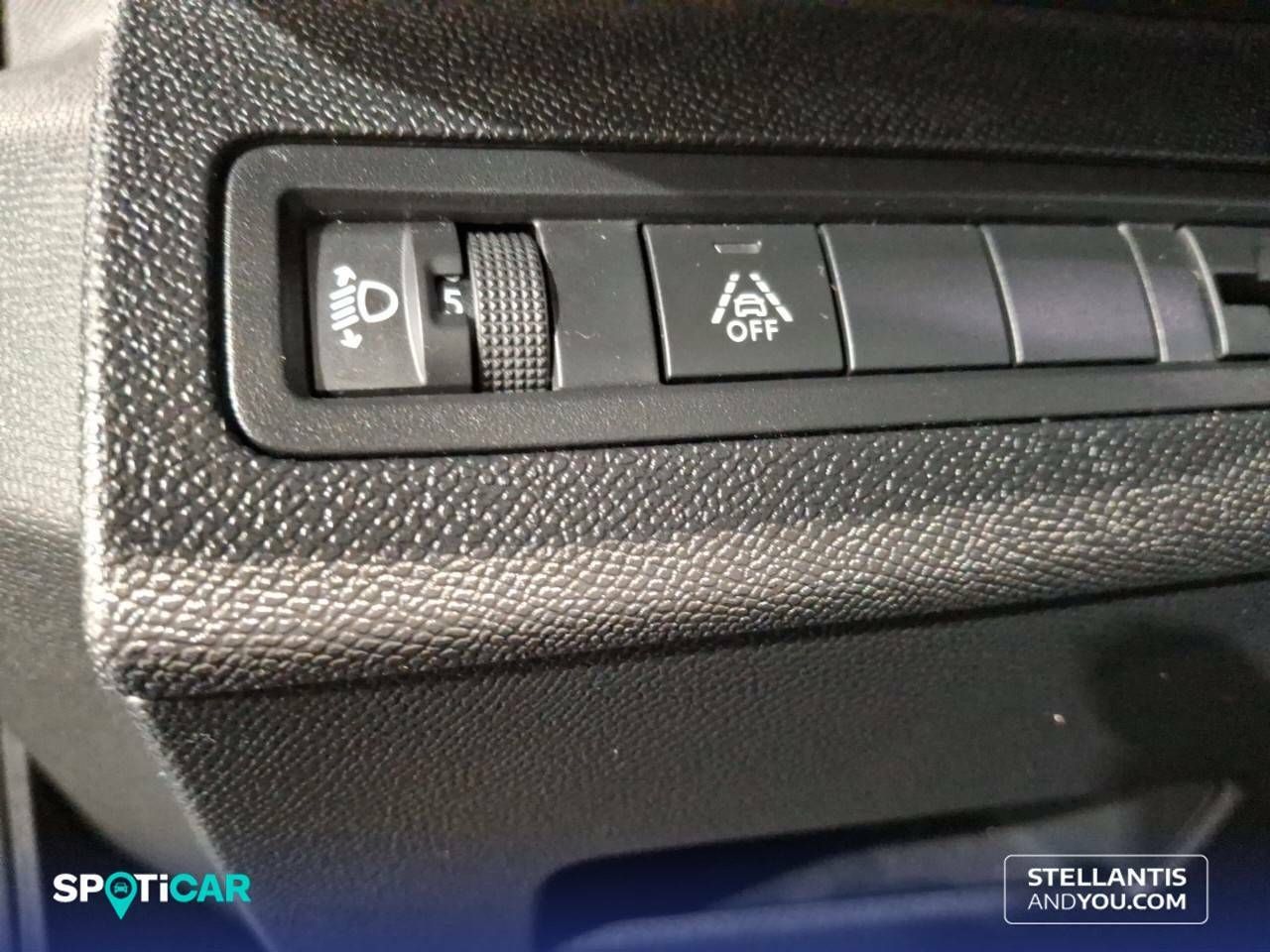 Foto Peugeot 5008 14