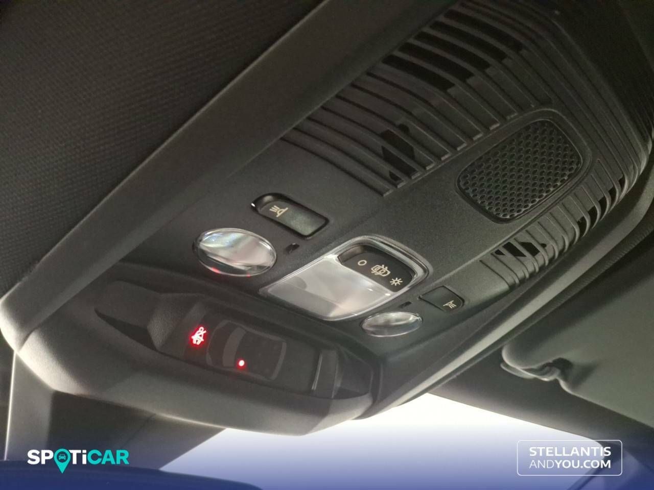 Foto Peugeot 5008 25
