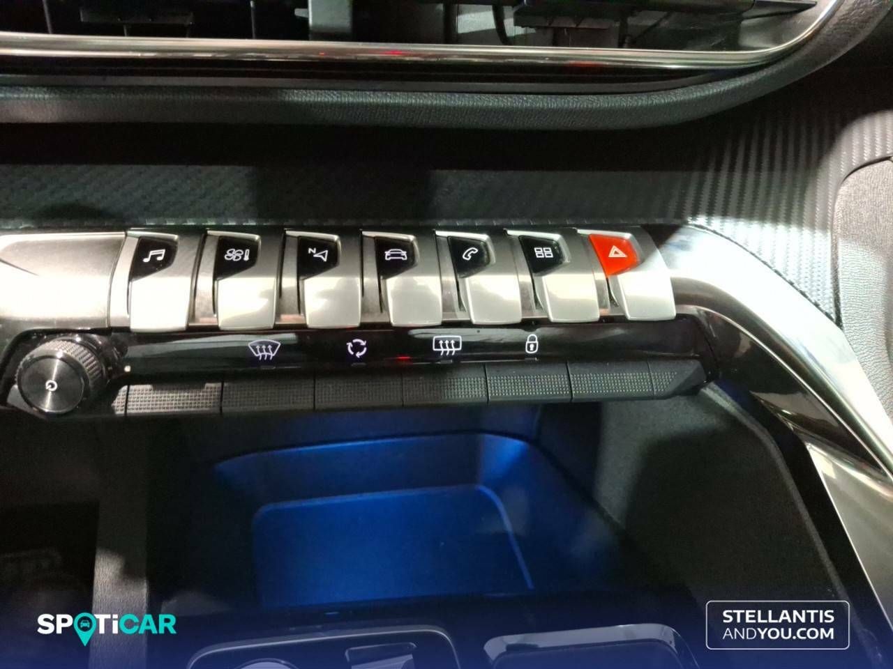 Foto Peugeot 5008 23