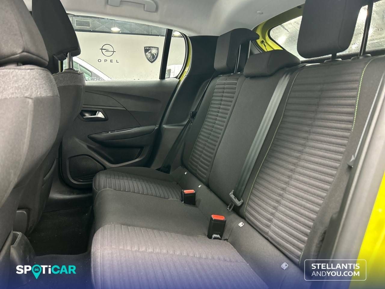 Foto Peugeot 208 10