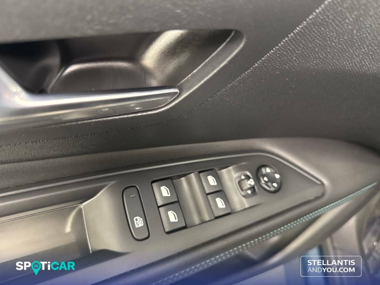 Foto Peugeot 3008 12