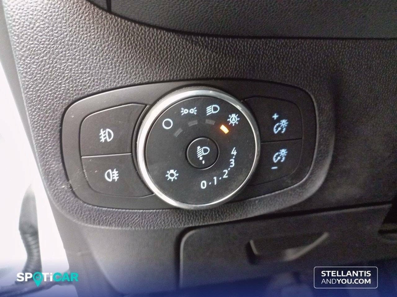Foto Ford Fiesta 16