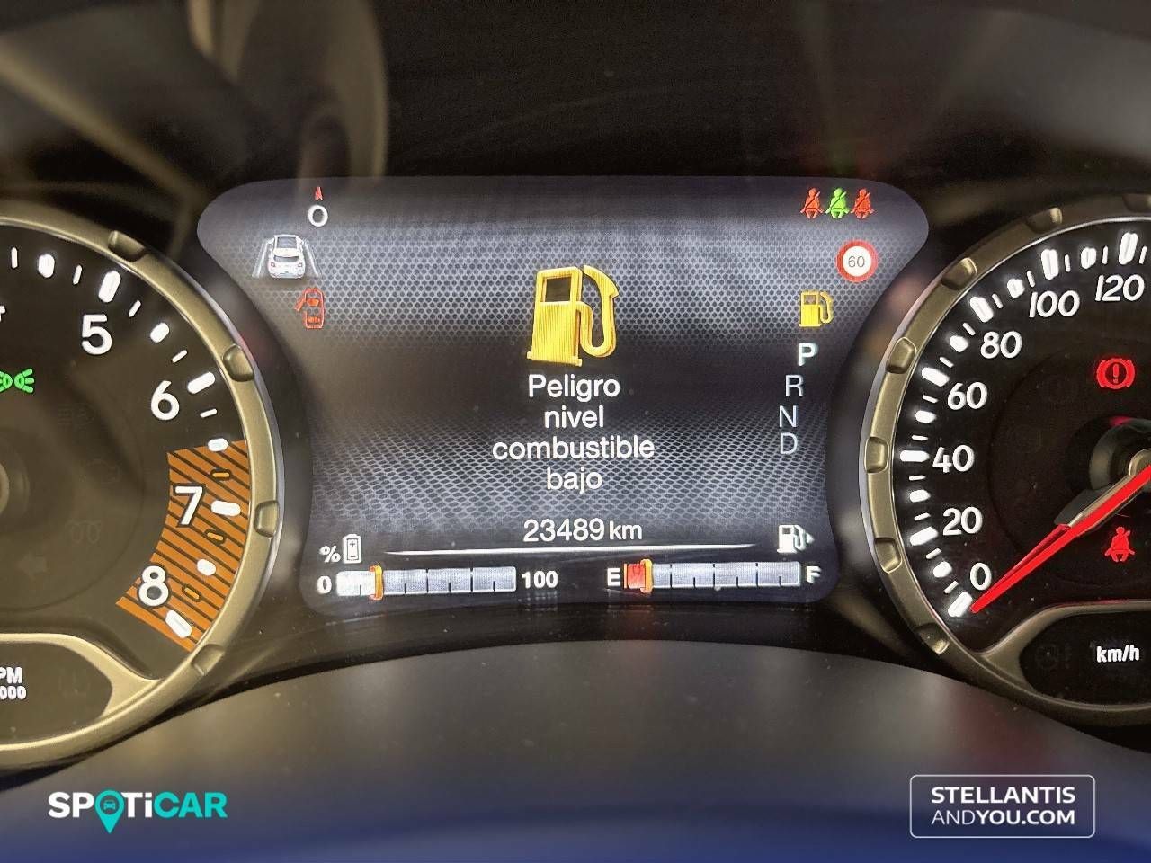 Foto Jeep Renegade 12