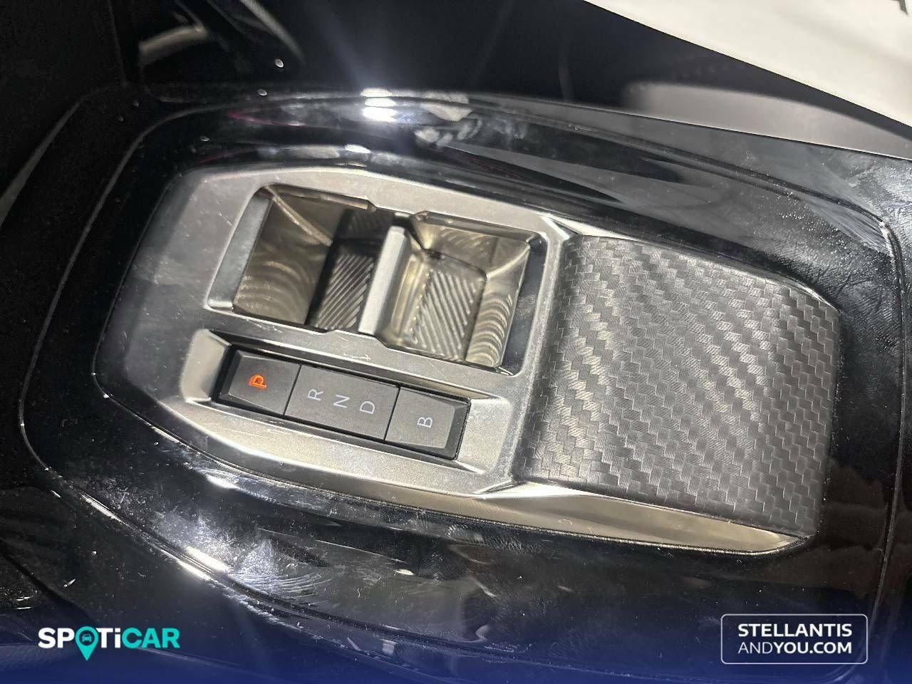 Foto Peugeot 208 21