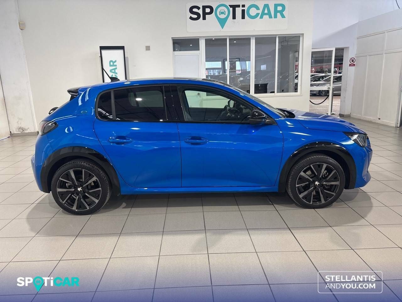 Foto Peugeot 208 4