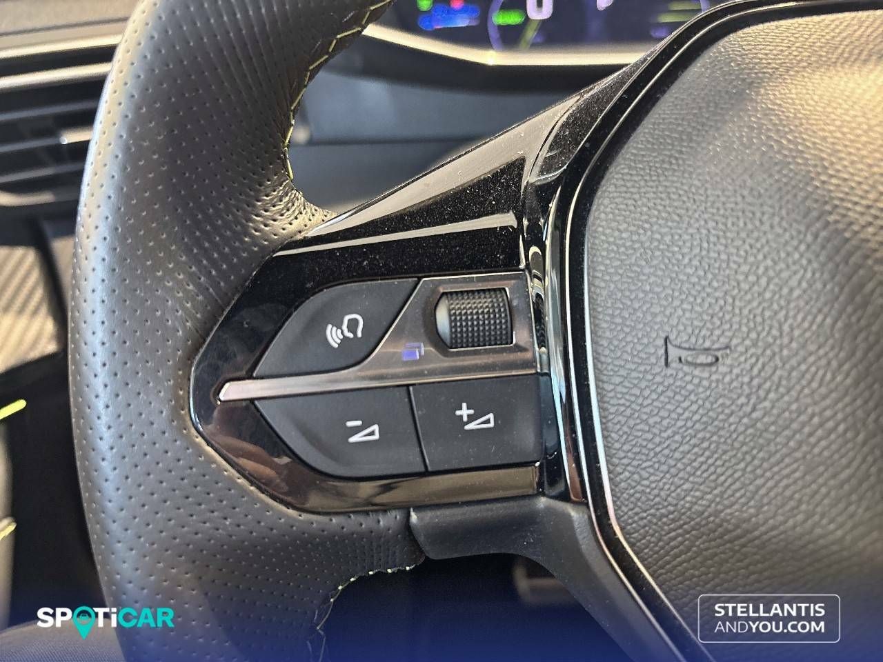 Foto Peugeot 208 13