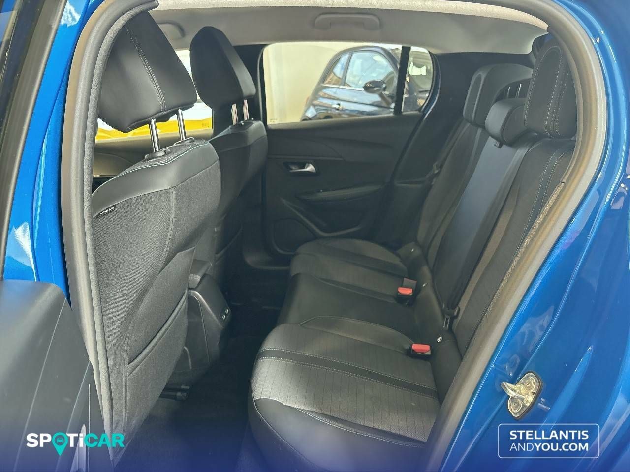 Foto Peugeot 208 10