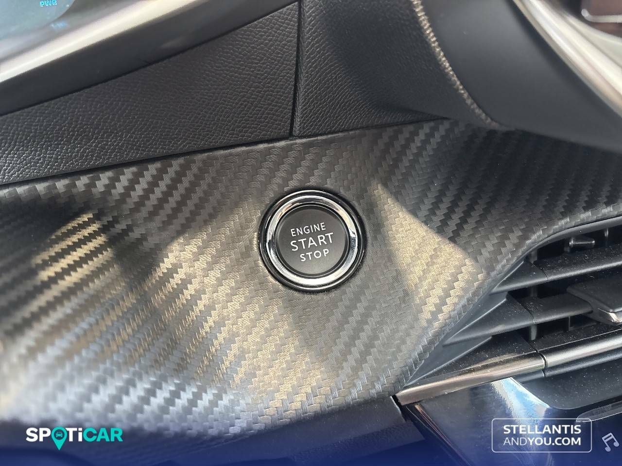 Foto Peugeot 208 24