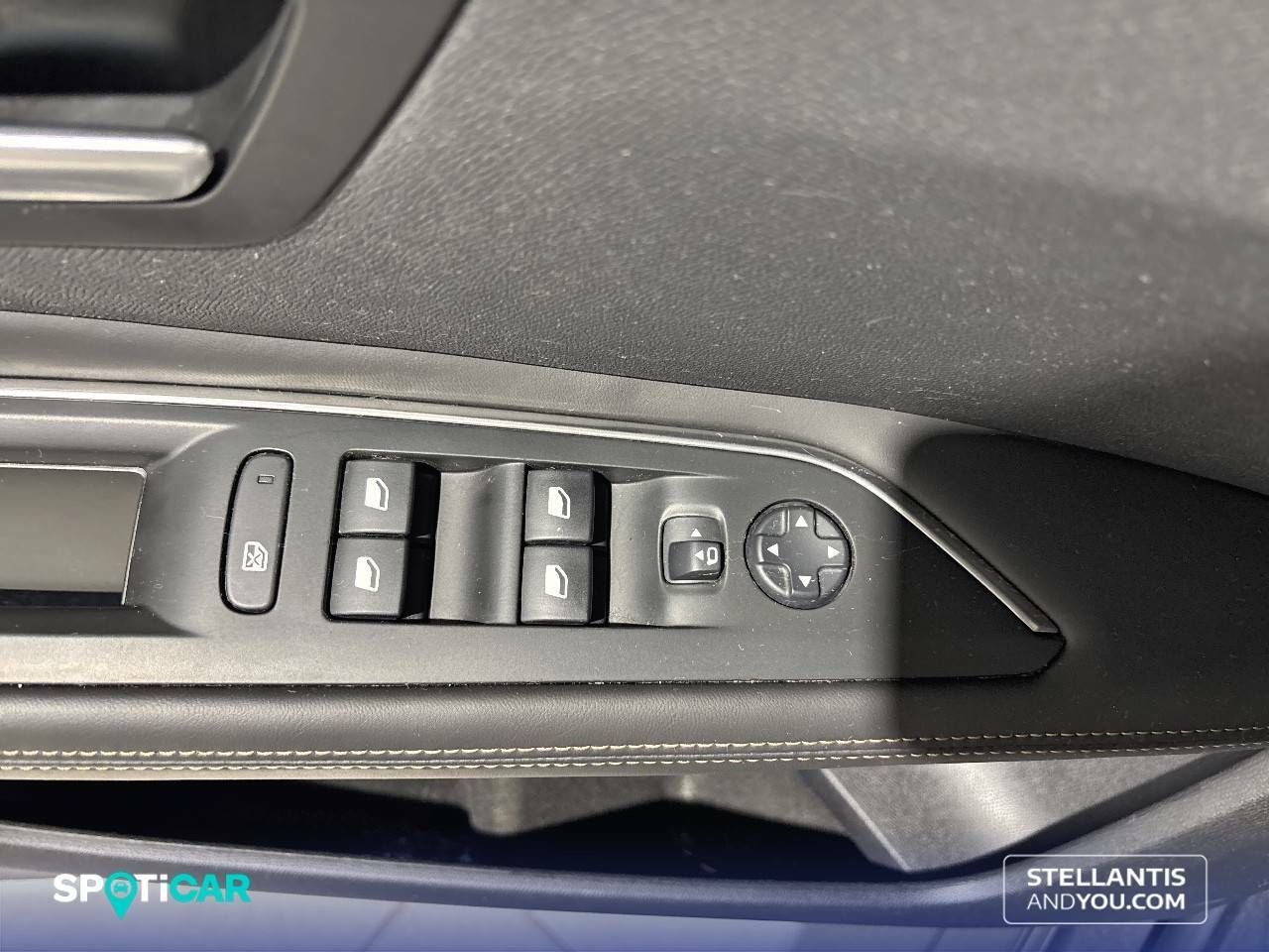 Foto Peugeot 3008 12