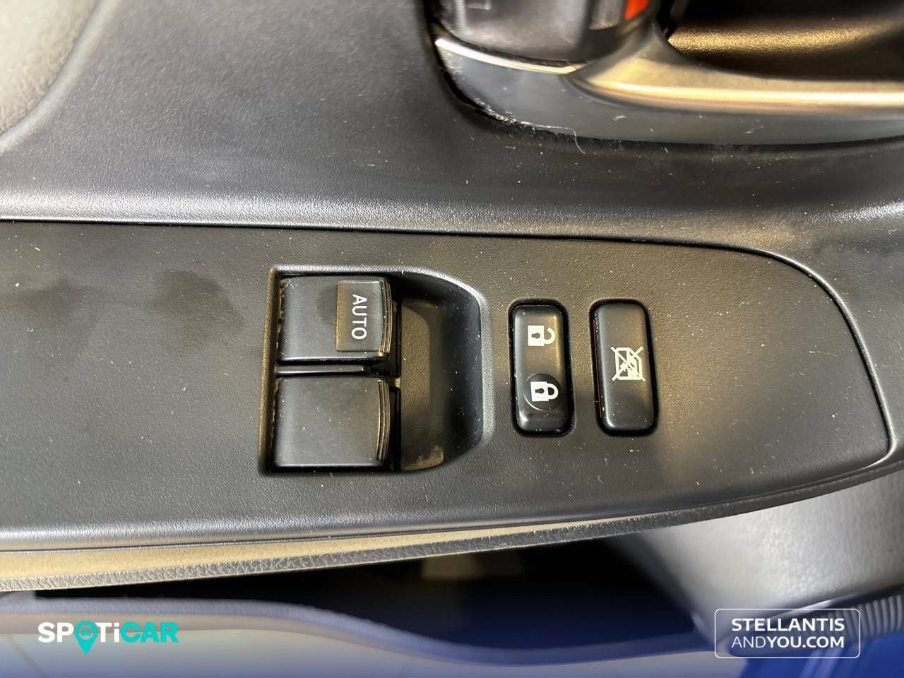 Foto Toyota Yaris 12