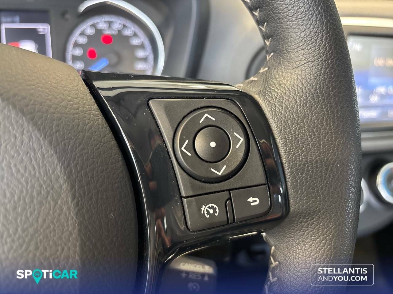 Foto Toyota Yaris 14