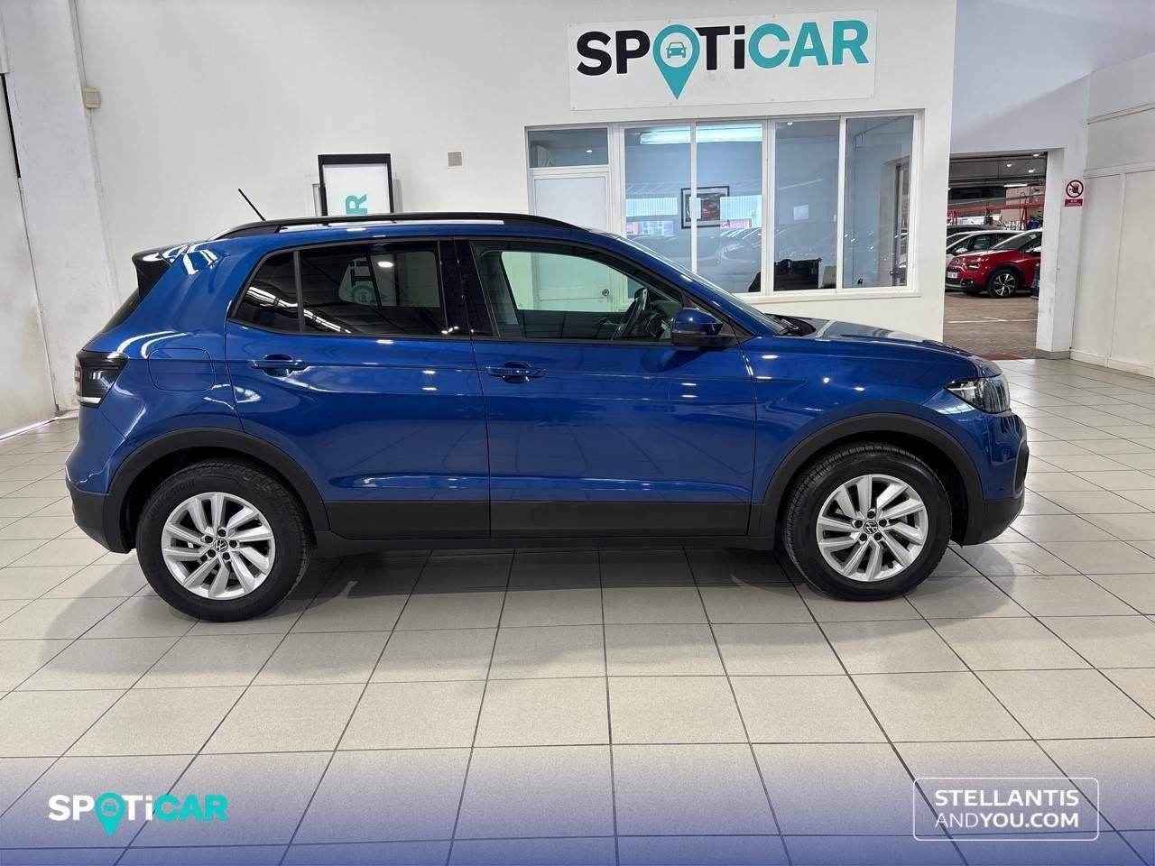 Foto Volkswagen T-Cross 4