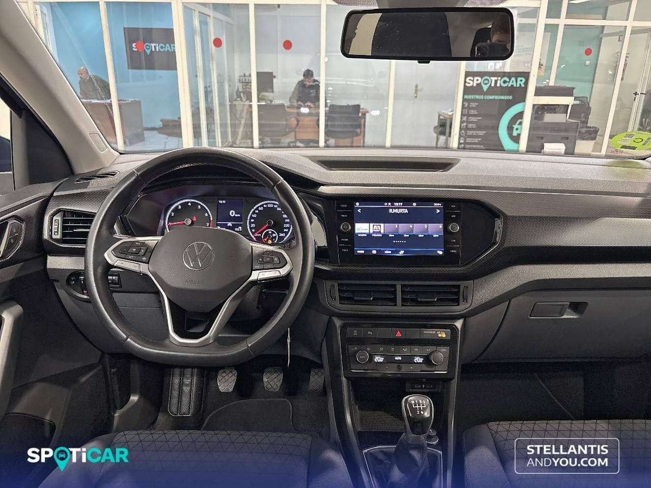 Foto Volkswagen T-Cross 8