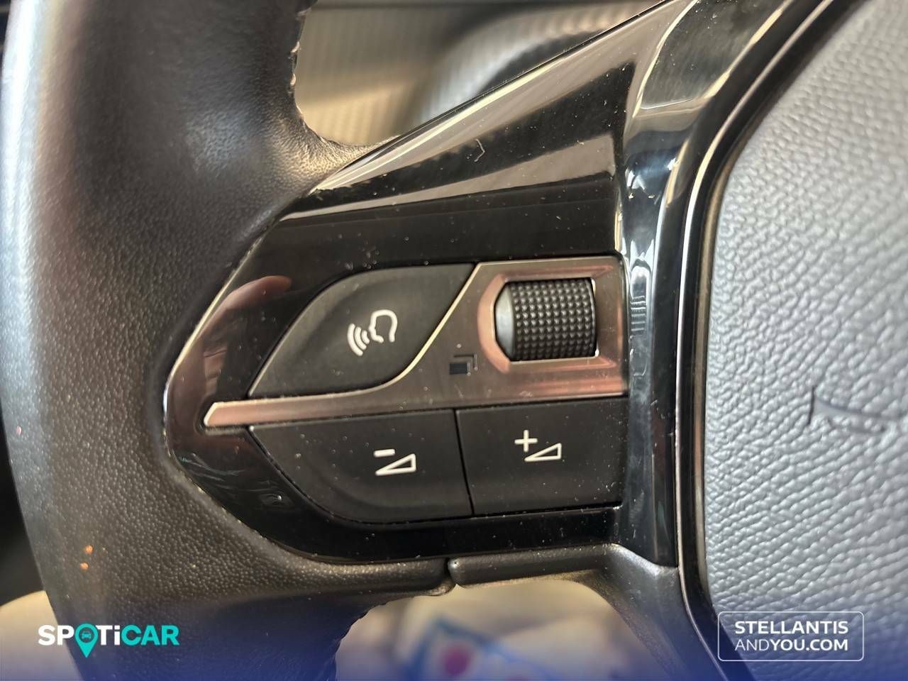 Foto Peugeot 2008 13