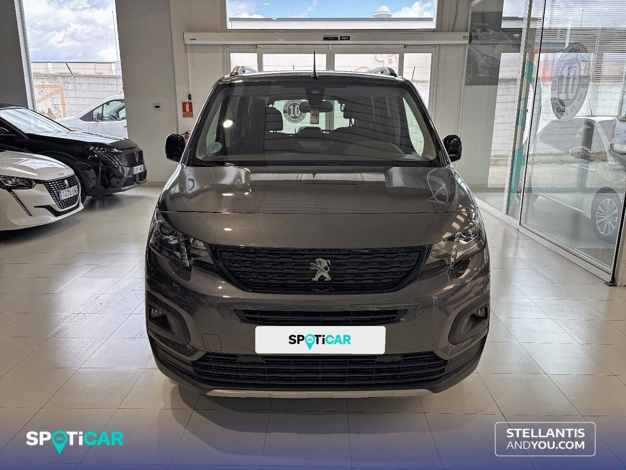 Foto Peugeot Rifter 2