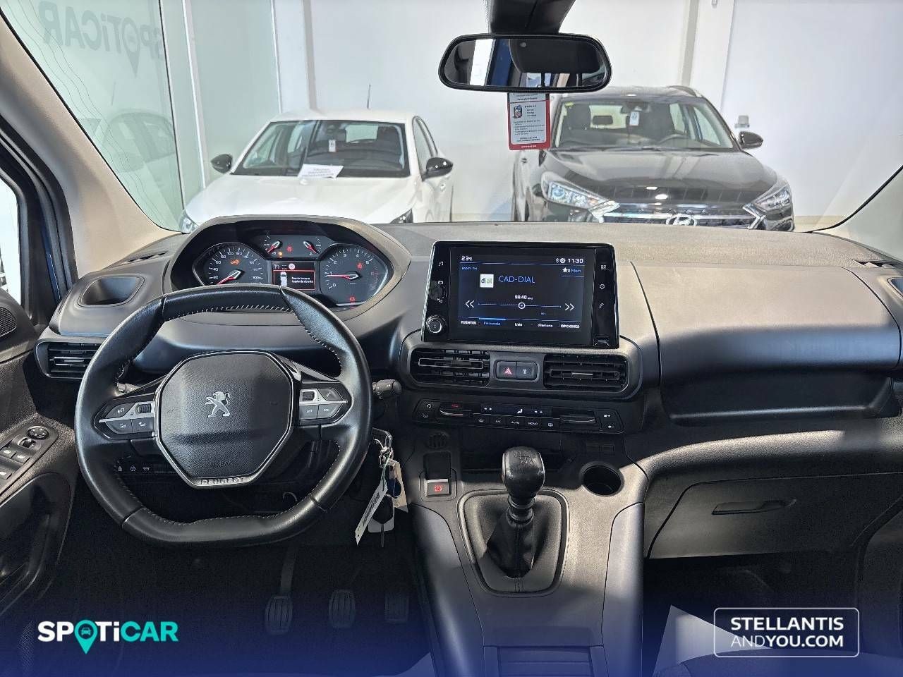 Foto Peugeot Rifter 8