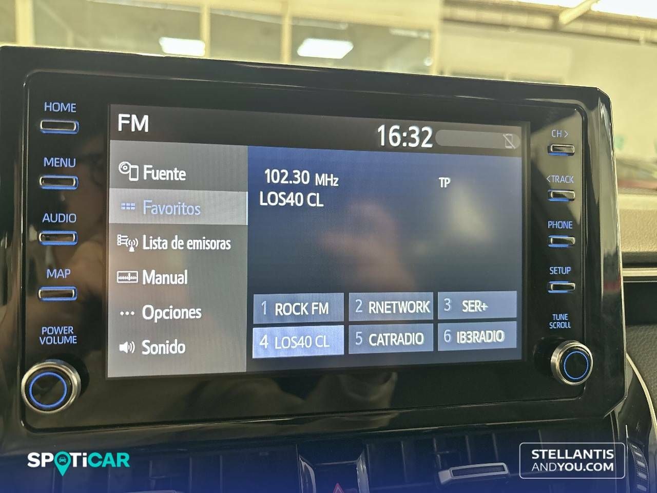 Foto Toyota Corolla 16