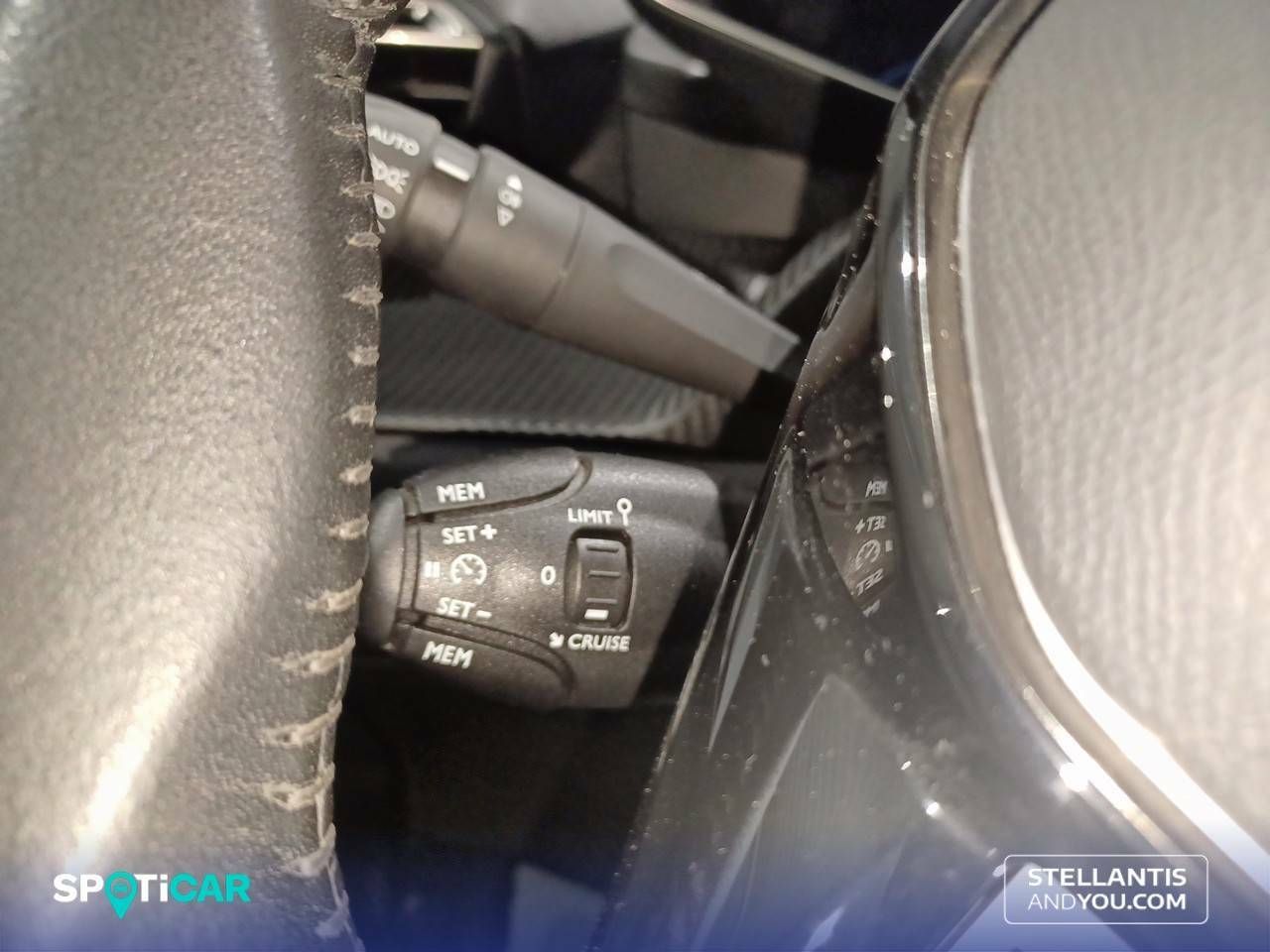 Foto Peugeot 2008 15