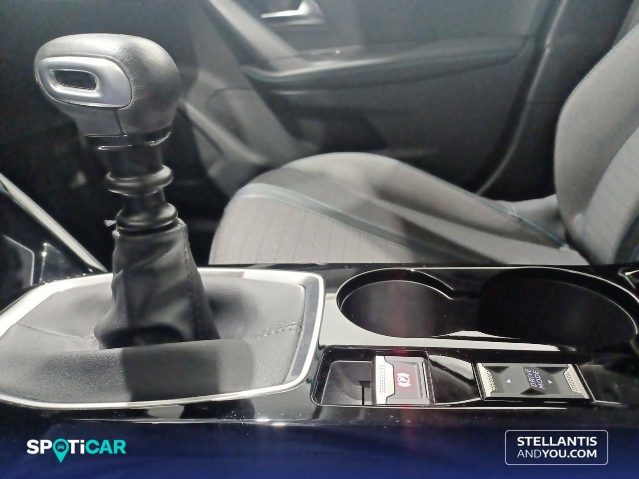 Foto Peugeot 2008 24