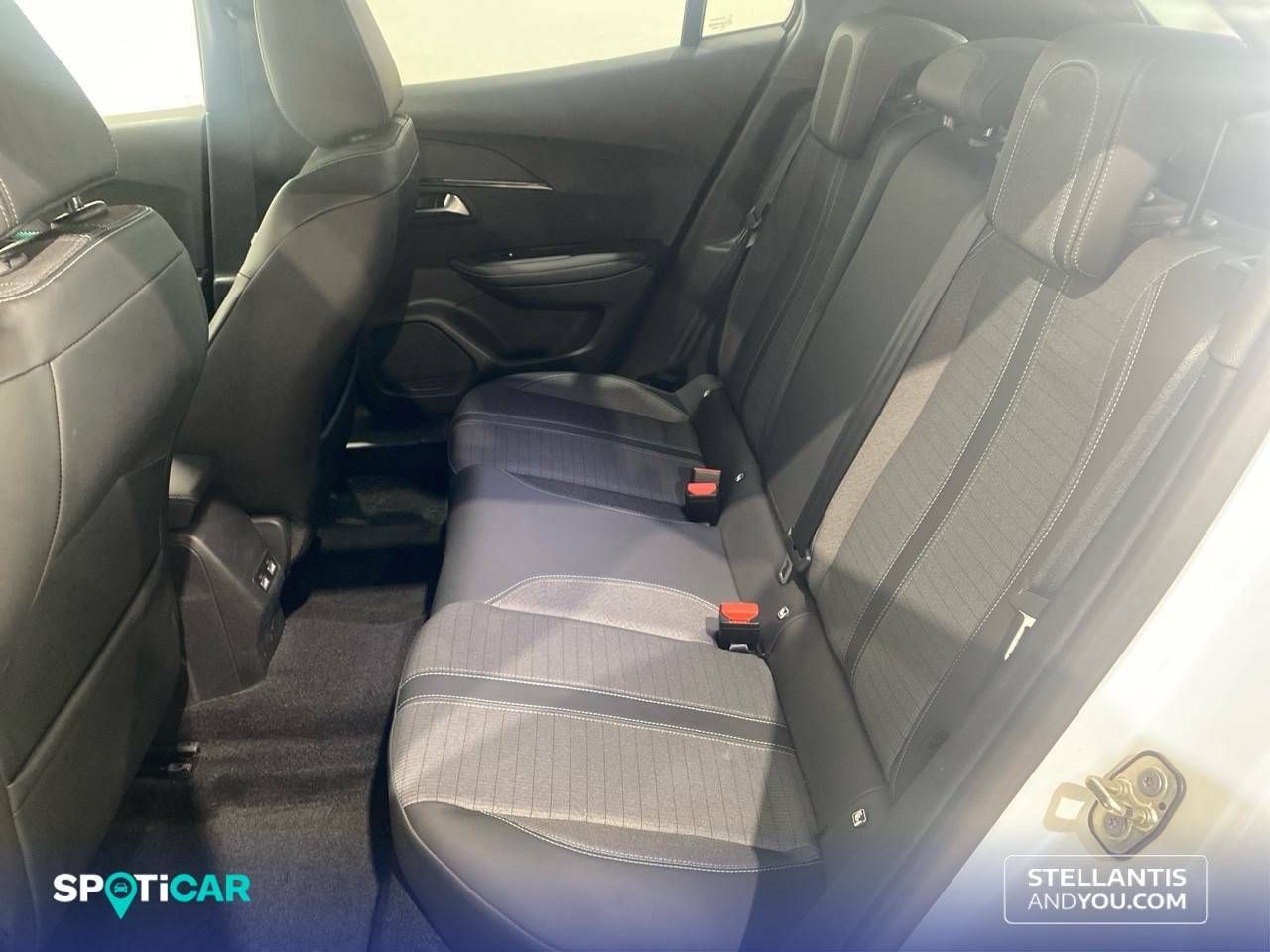 Foto Peugeot 2008 10
