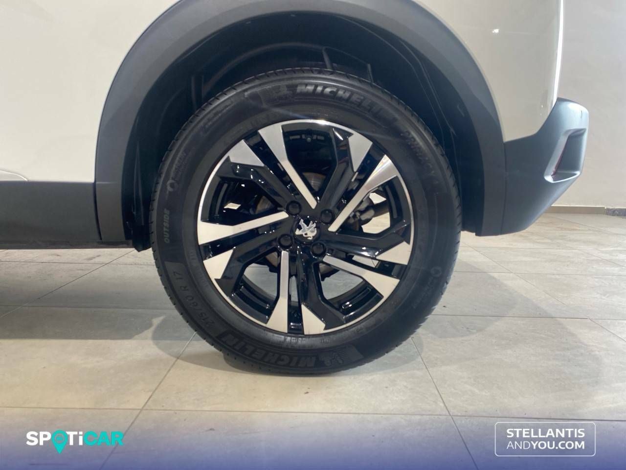 Foto Peugeot 2008 11