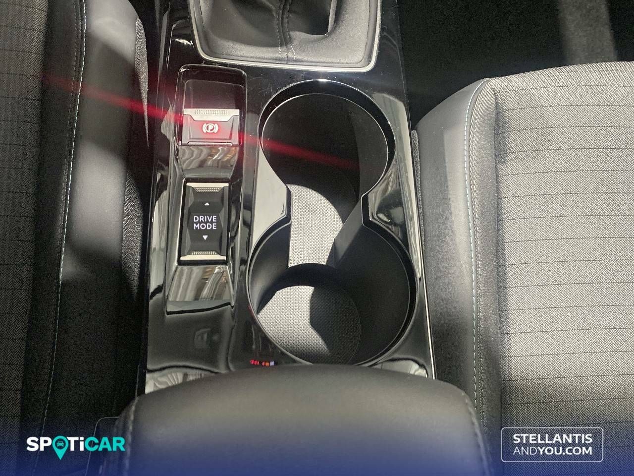 Foto Peugeot 2008 15