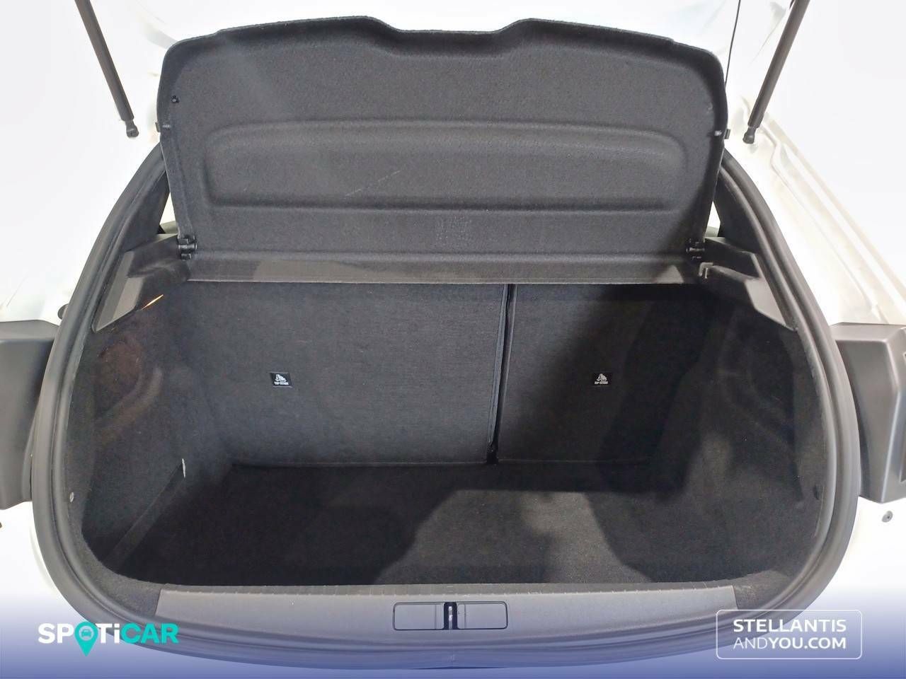 Foto Peugeot 208 6