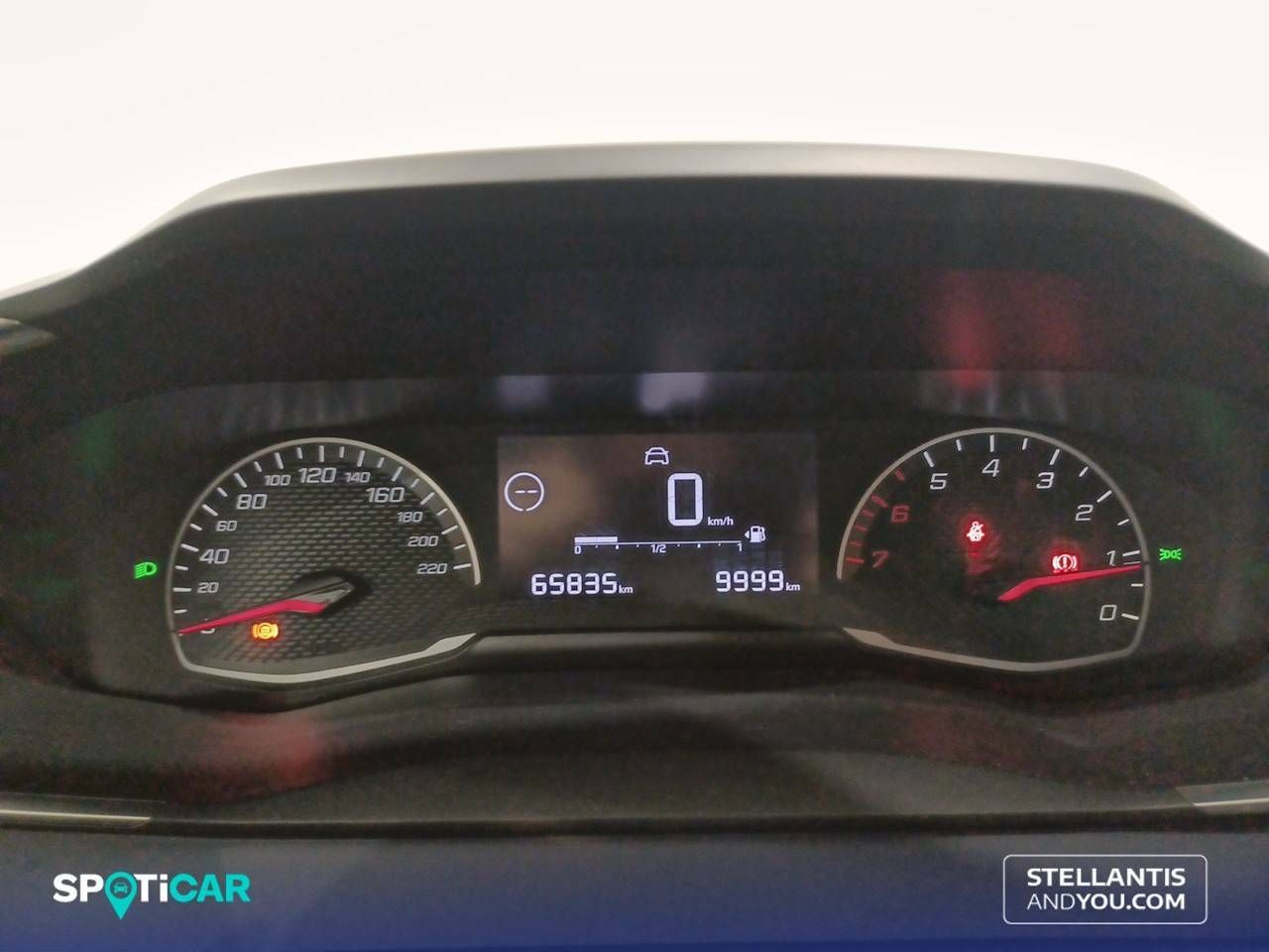 Foto Peugeot 208 13