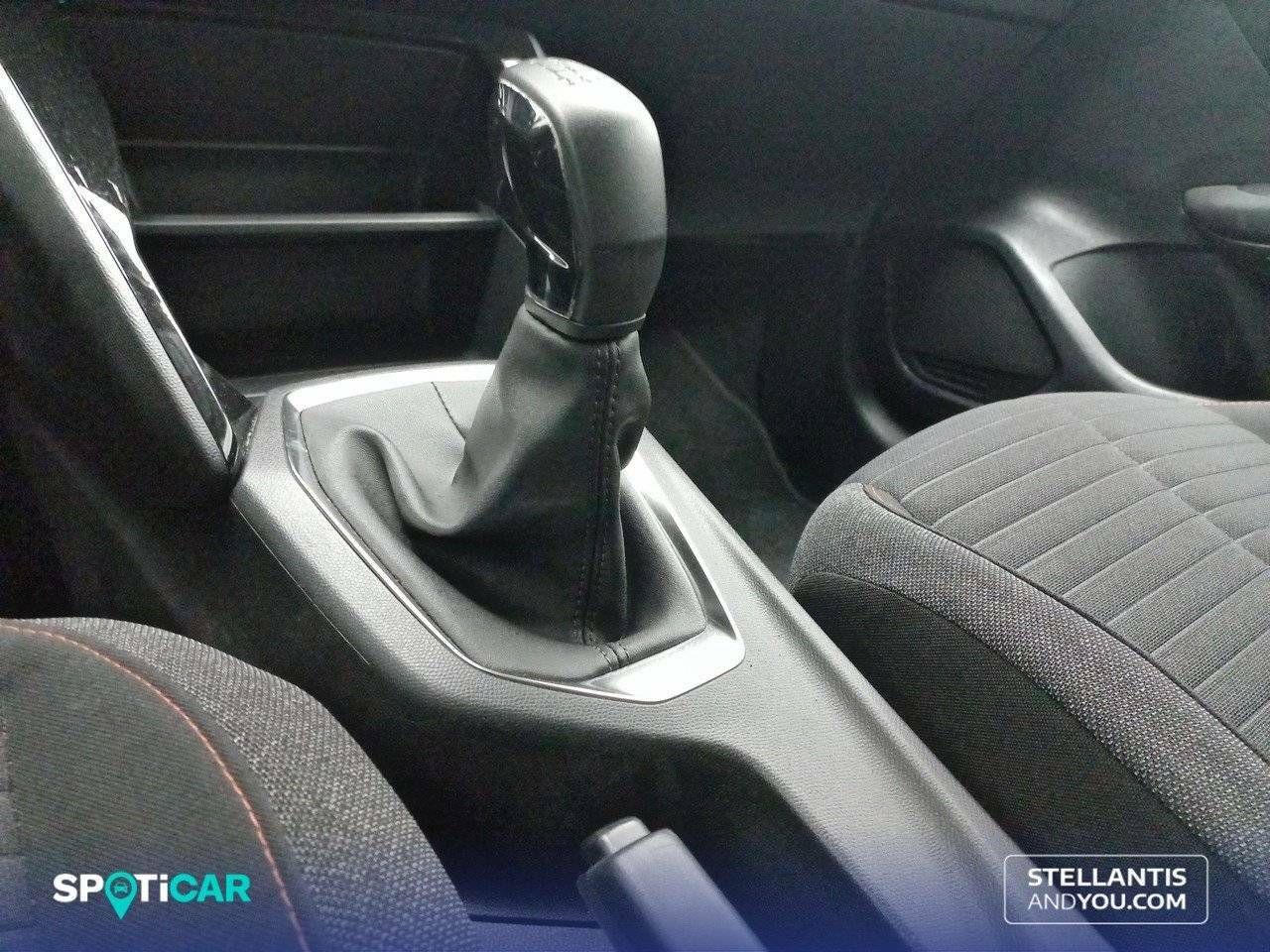 Foto Peugeot 208 18
