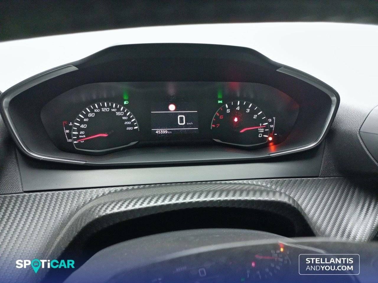 Foto Peugeot 208 23