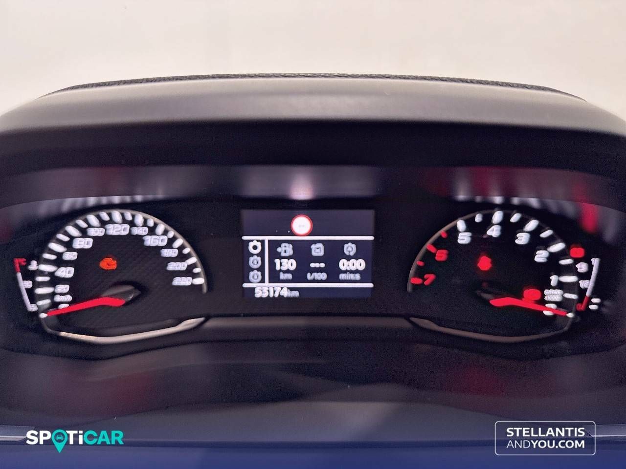 Foto Peugeot 208 13
