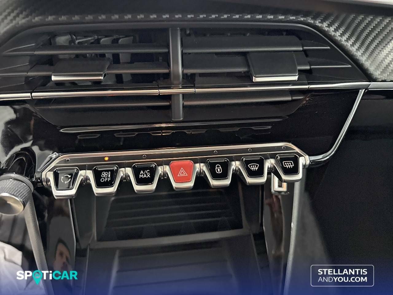Foto Peugeot 208 18