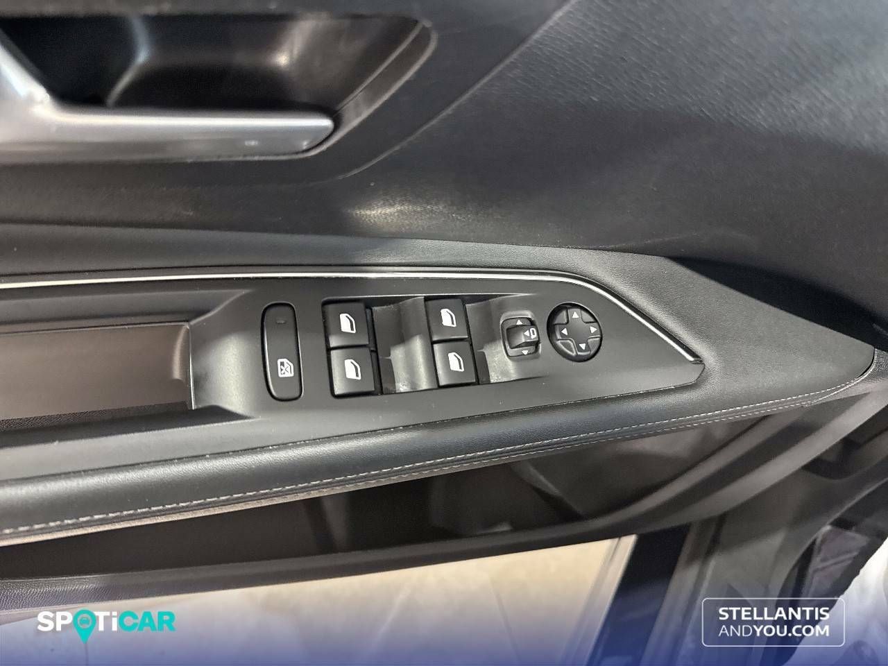 Foto Peugeot 3008 12