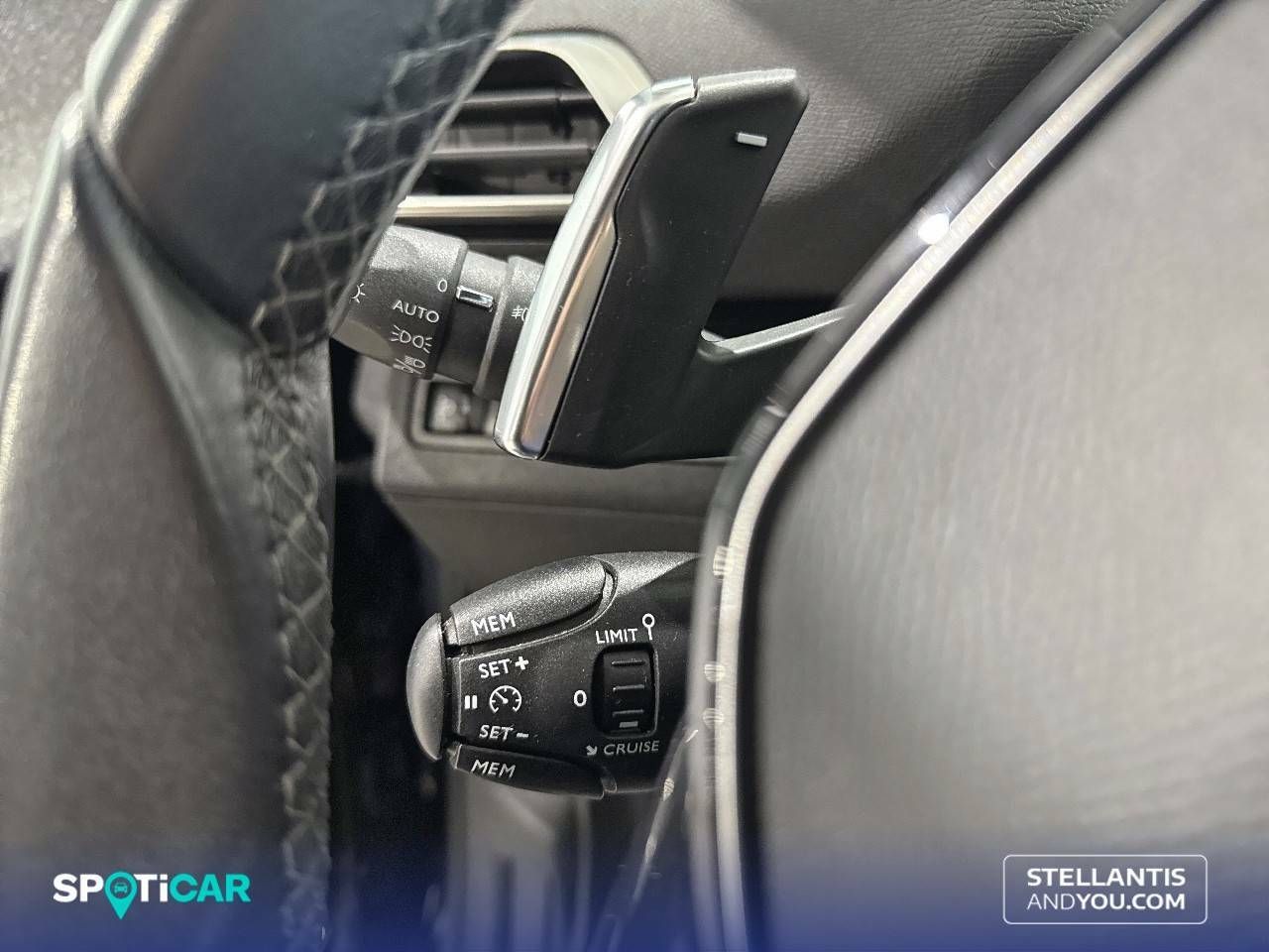 Foto Peugeot 3008 13