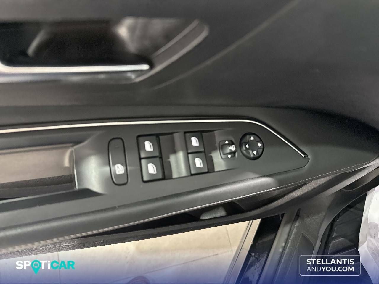 Foto Peugeot 3008 12
