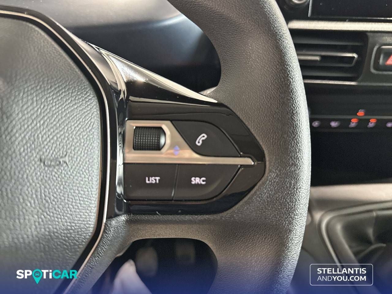 Foto Peugeot Rifter 18