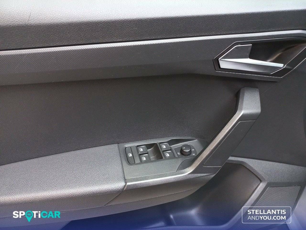 Foto Seat Arona 24