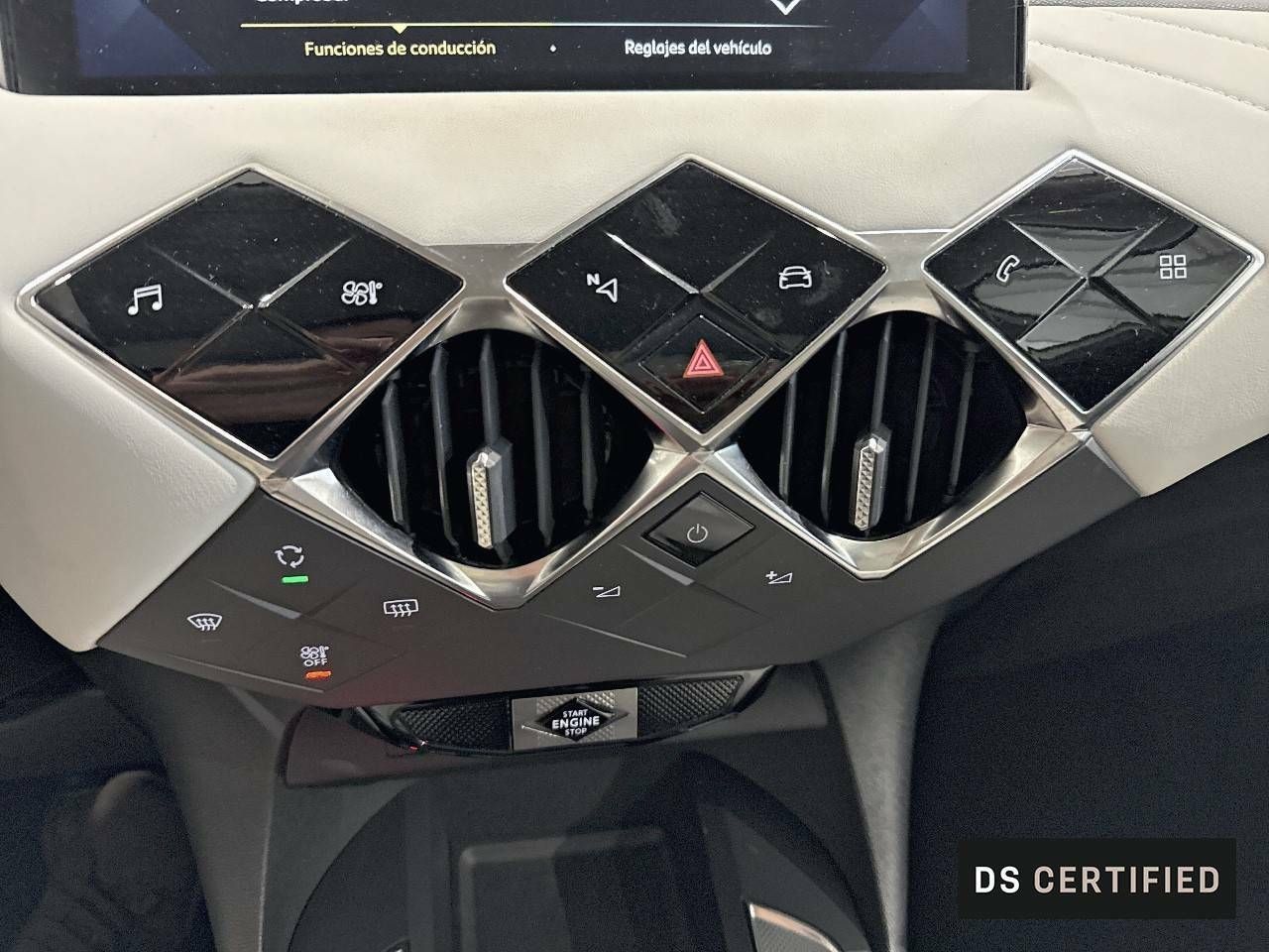 Foto DS Automobiles DS 3 17
