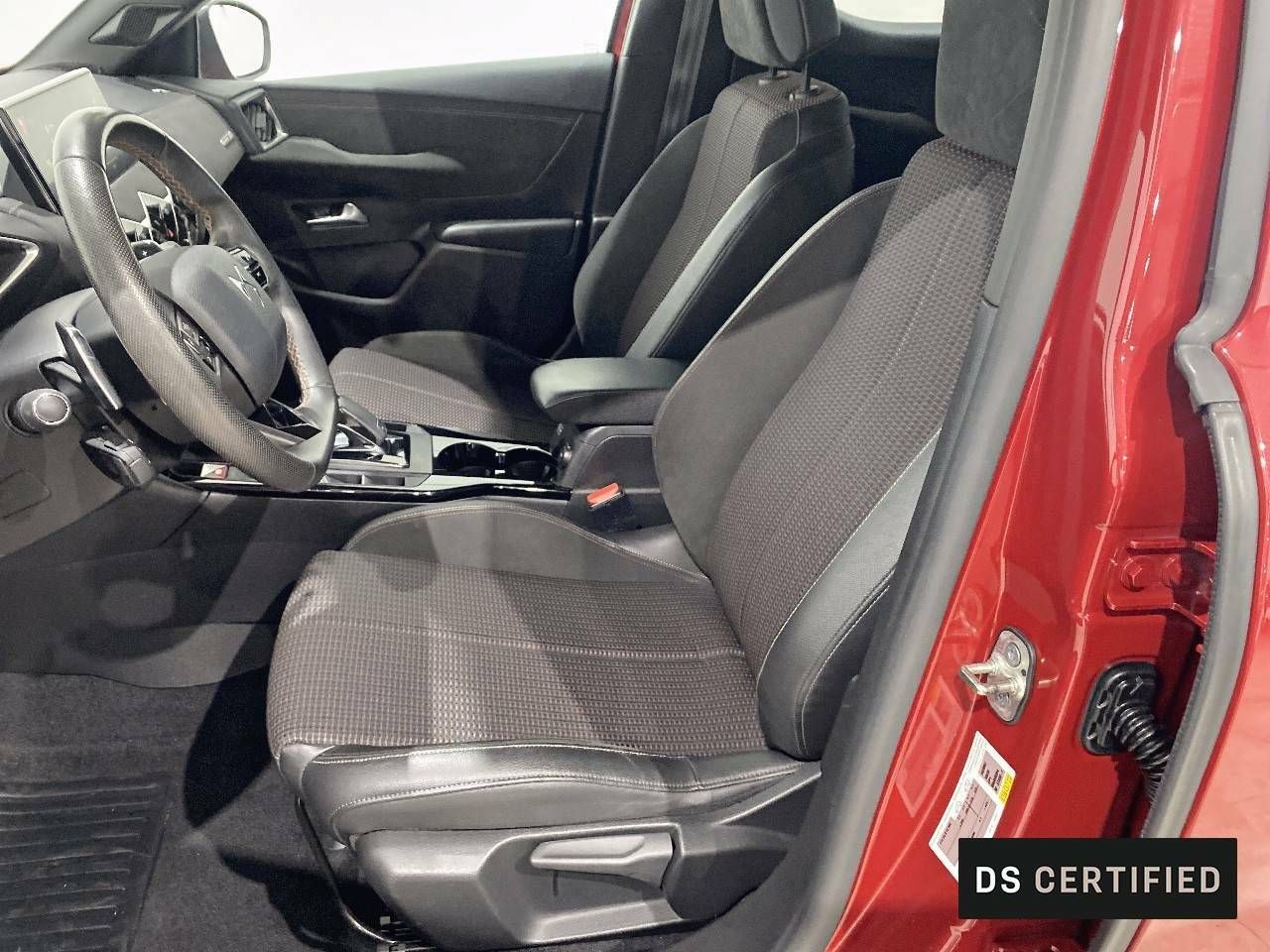 Foto DS Automobiles DS 3 9