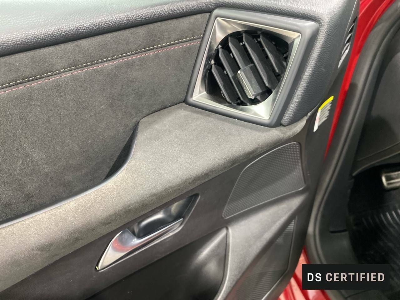 Foto DS Automobiles DS 3 12