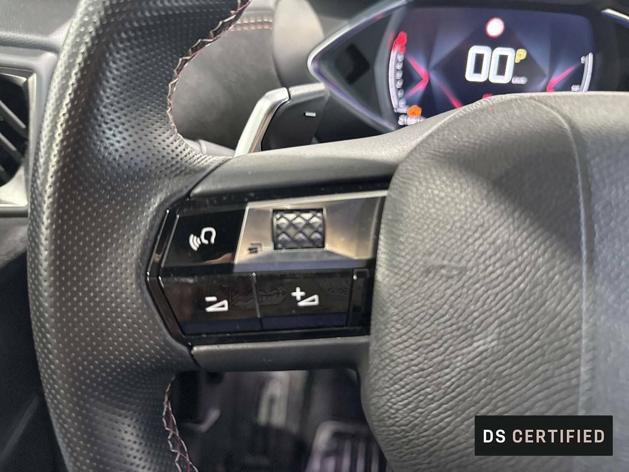 Foto DS Automobiles DS 3 16