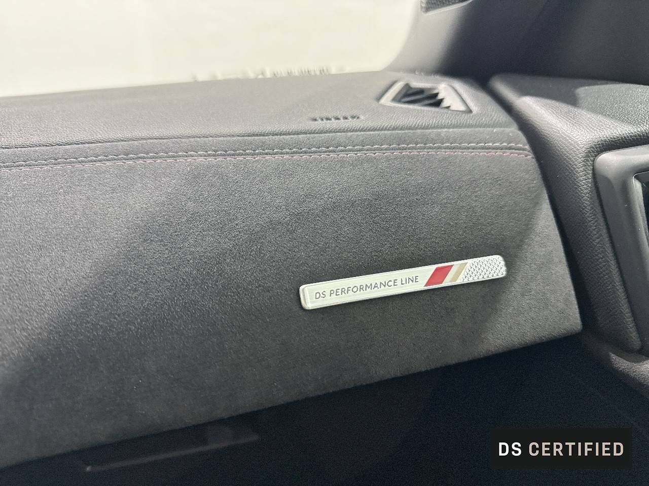 Foto DS Automobiles DS 3 22
