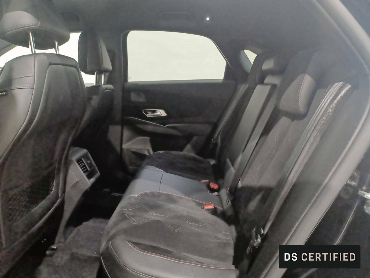 Foto DS Automobiles DS 7 10