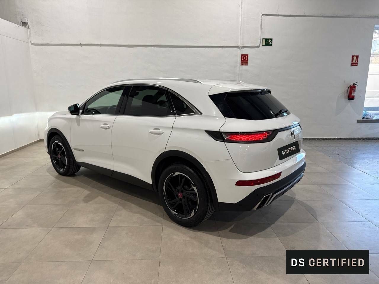 Foto DS Automobiles DS 7 7