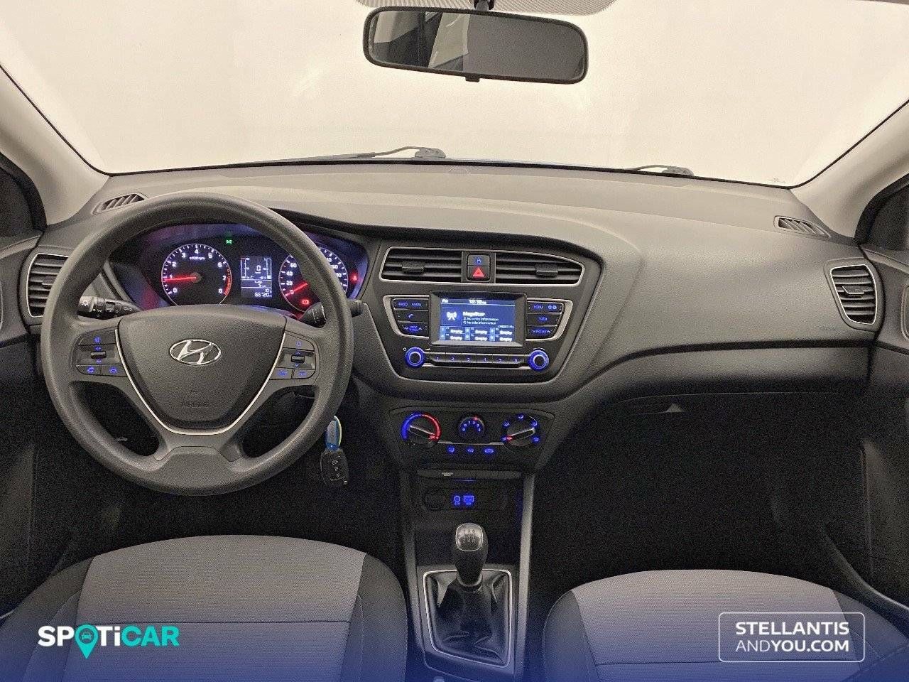 Foto Hyundai i20 8