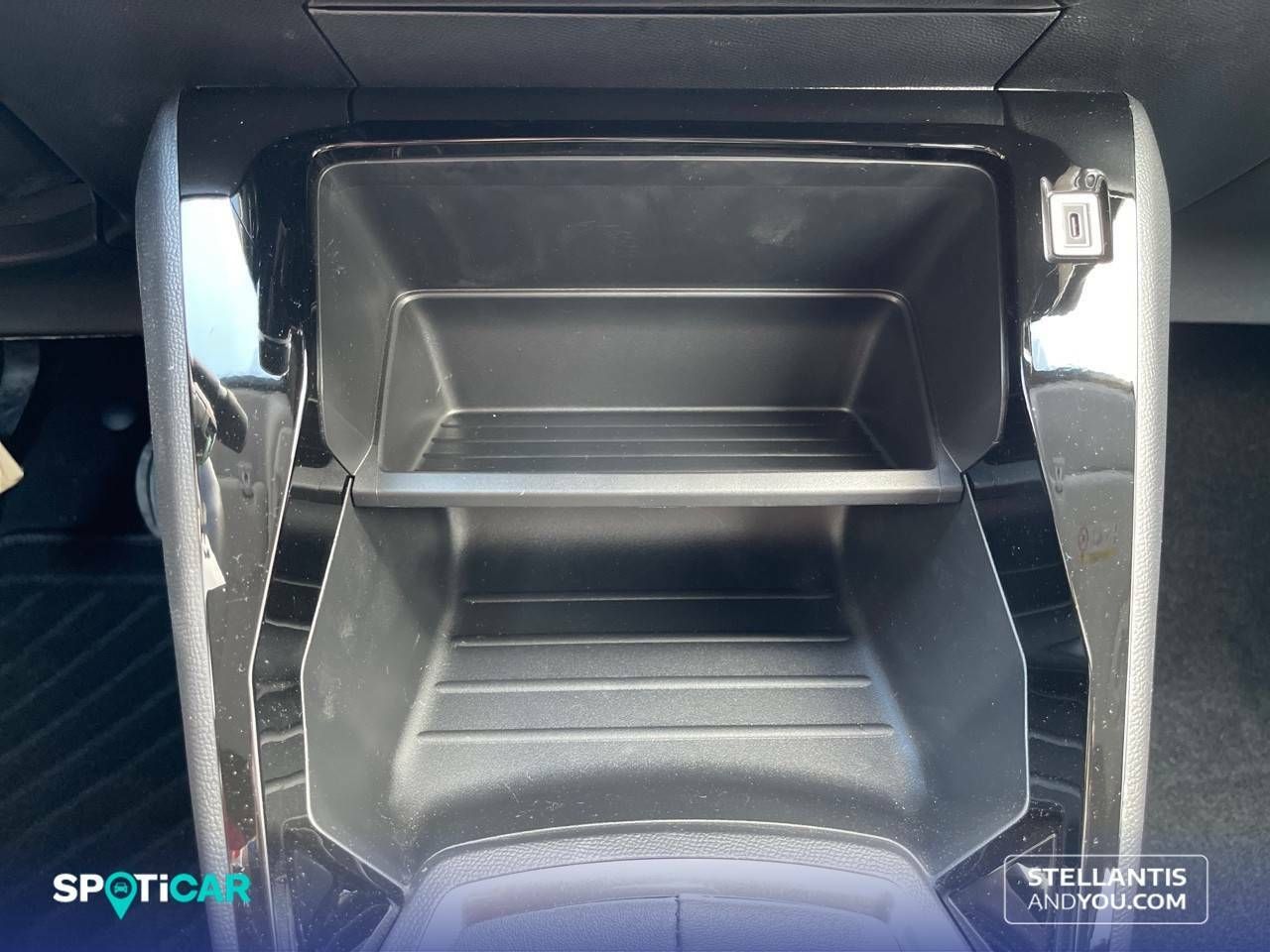 Foto Peugeot 208 13