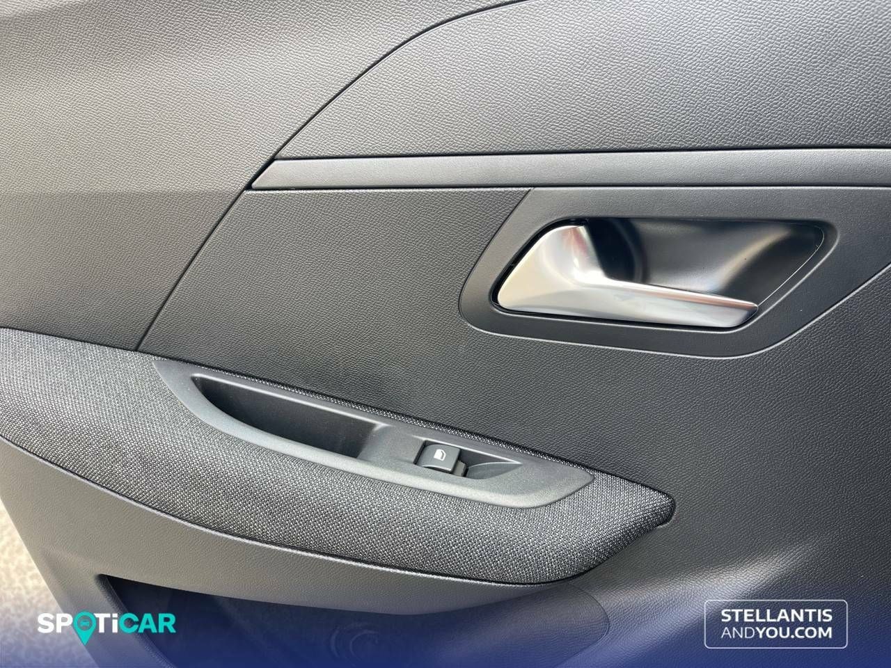 Foto Peugeot 208 22