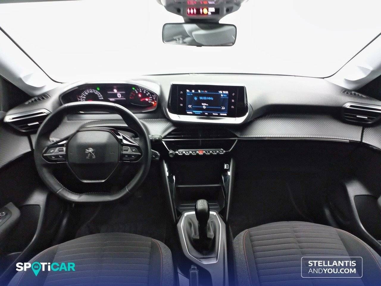 Foto Peugeot 208 8